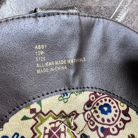 Cloudwalker by Avenue Abby Pointed Toe Side Zipperr Cowgirl Boots - Picture 13 of 15